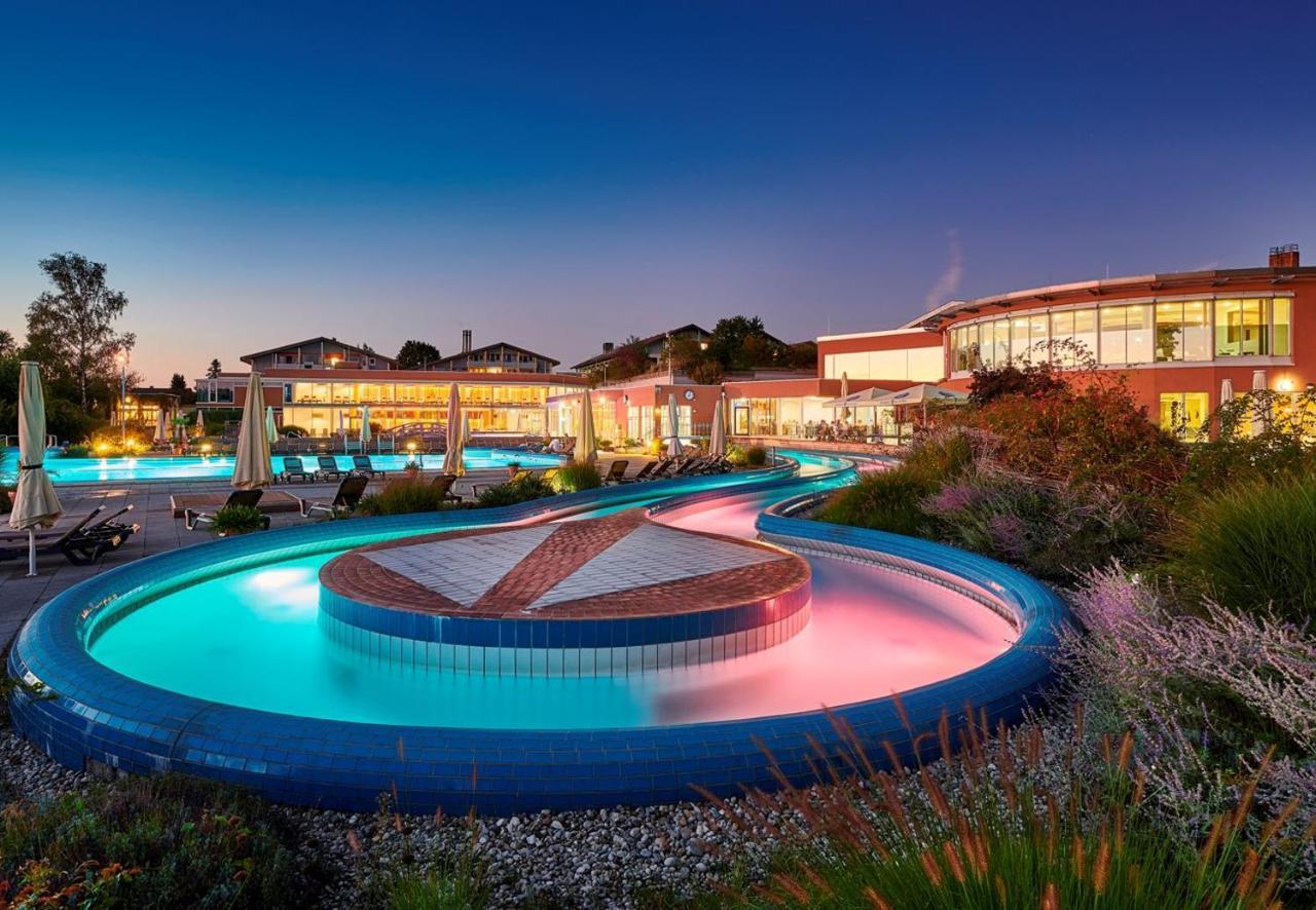 Stroebinger Hof - Therme Wellness Resort Bad Endorf Eksteriør bilde
