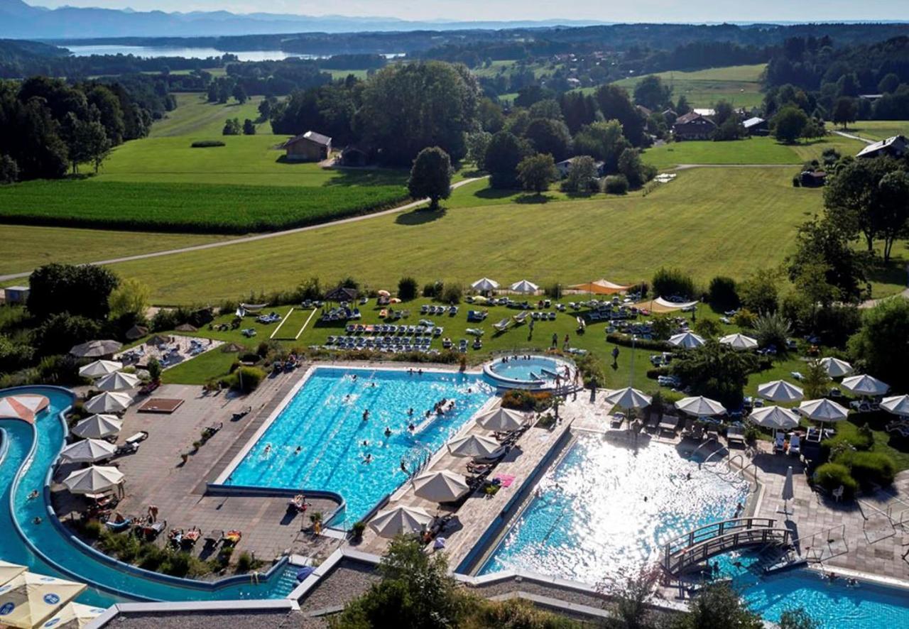 Stroebinger Hof - Therme Wellness Resort Bad Endorf Eksteriør bilde