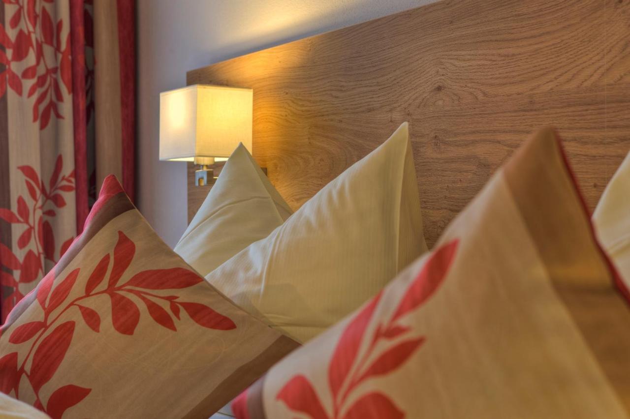 Stroebinger Hof - Therme Wellness Resort Bad Endorf Eksteriør bilde