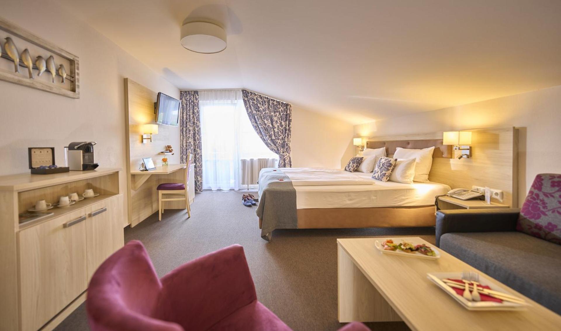 Stroebinger Hof - Therme Wellness Resort Bad Endorf Eksteriør bilde