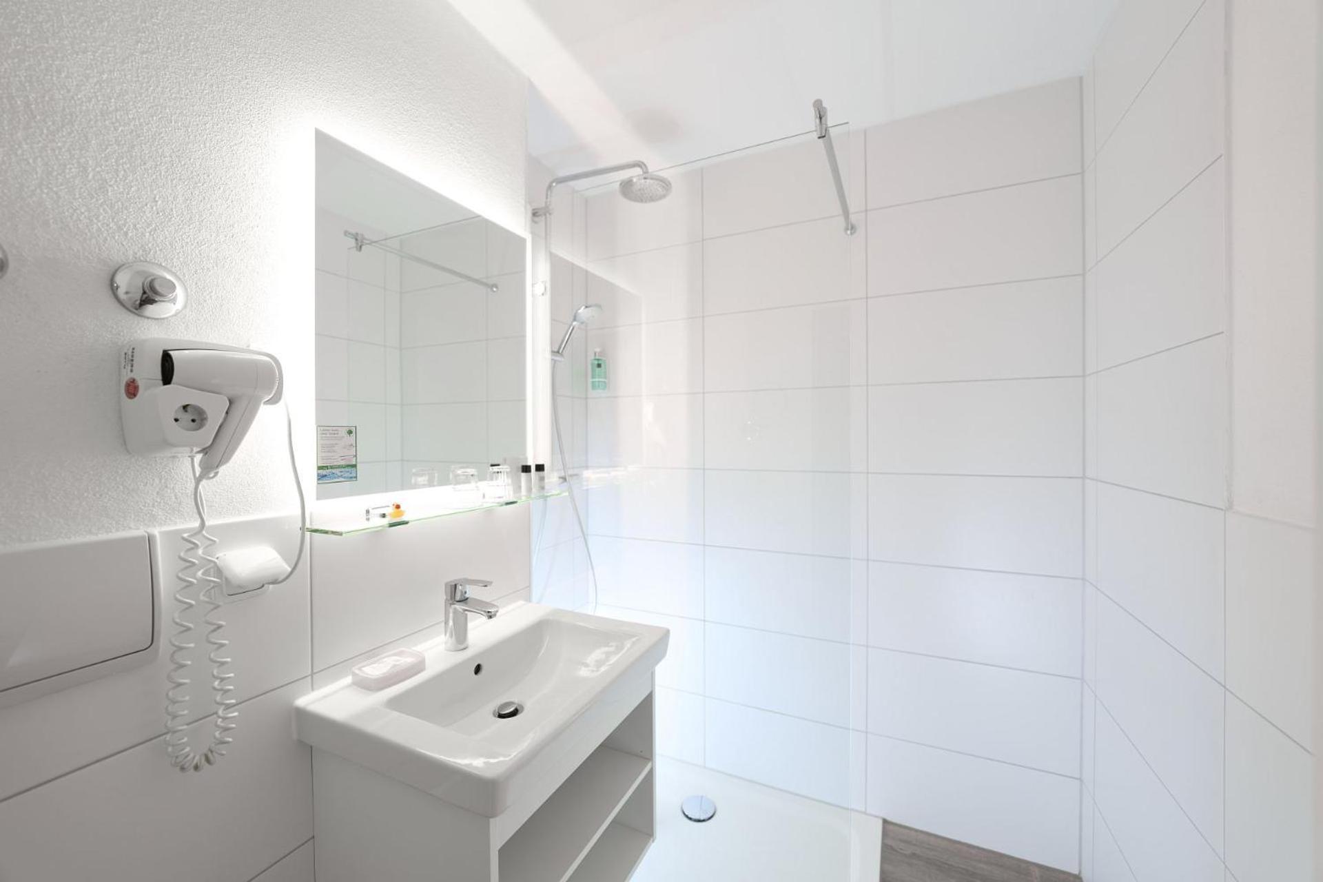 Stroebinger Hof - Therme Wellness Resort Bad Endorf Eksteriør bilde