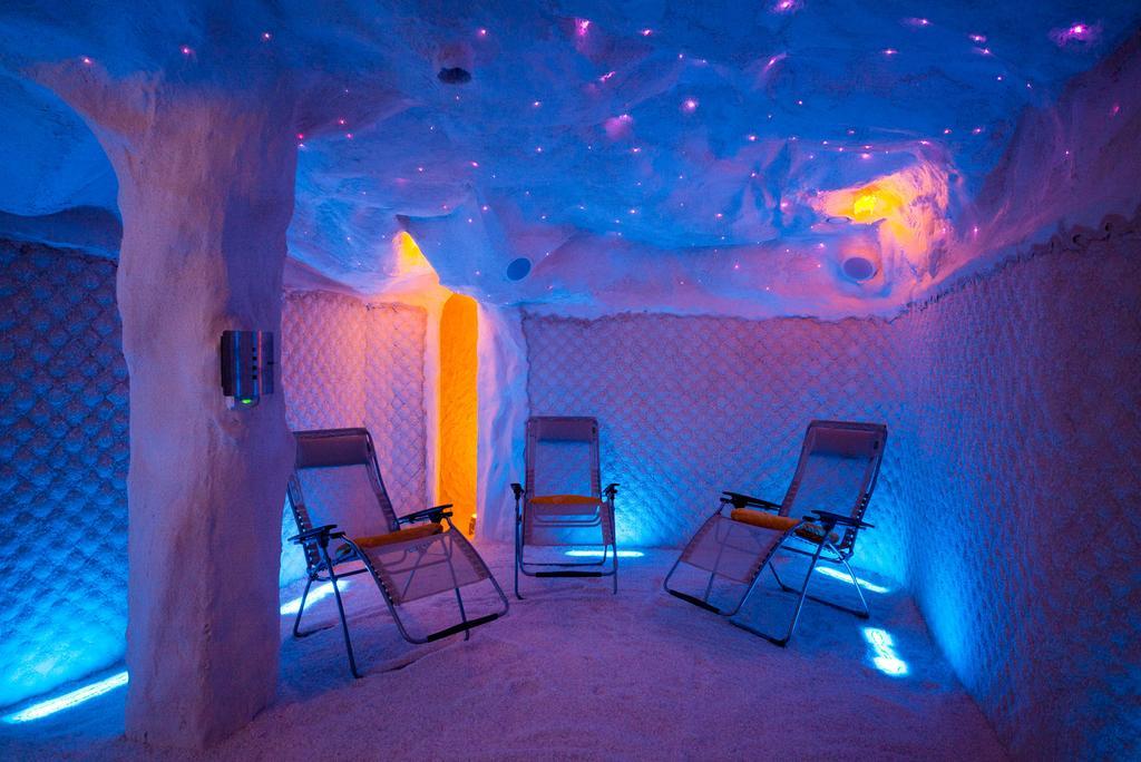 Stroebinger Hof - Therme Wellness Resort Bad Endorf Eksteriør bilde