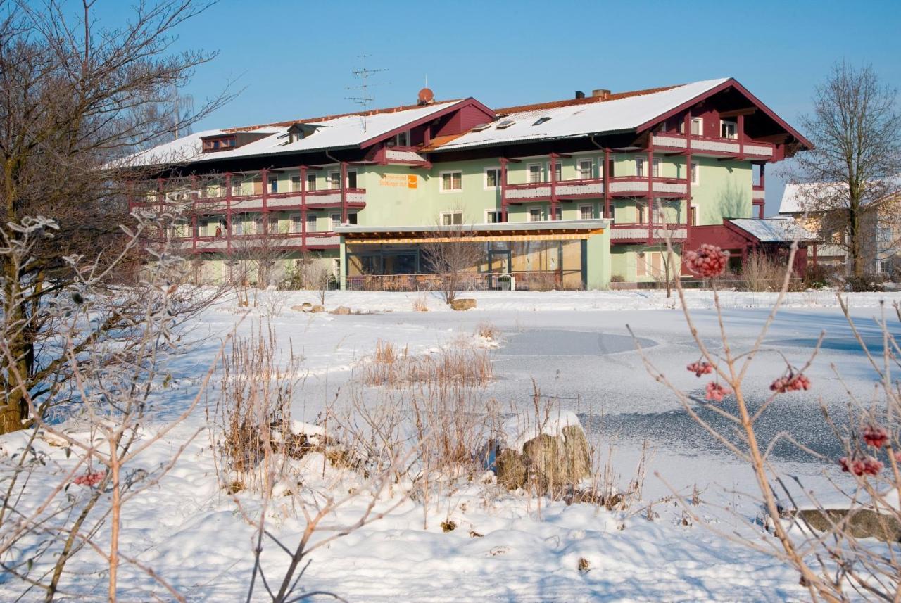 Stroebinger Hof - Therme Wellness Resort Bad Endorf Eksteriør bilde