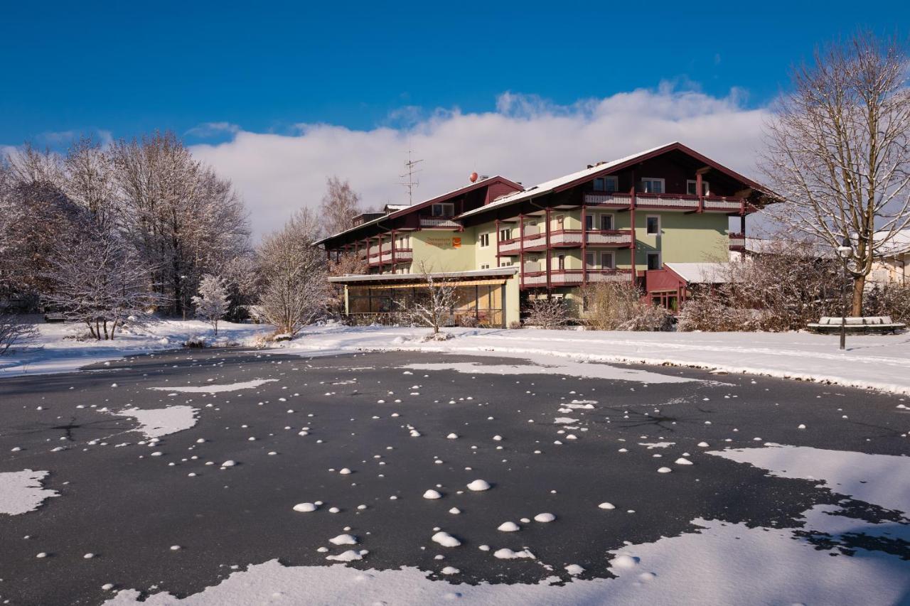 Stroebinger Hof - Therme Wellness Resort Bad Endorf Eksteriør bilde